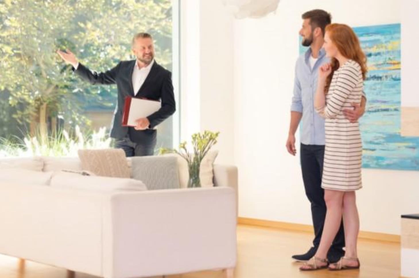 8 Secrets to Dominating an Open House